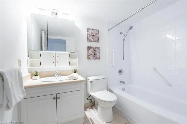 Additional image 22 of 5280 Lakeshore Rd Unit 105