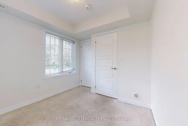 Additional image 19 of 86 Locker Pl