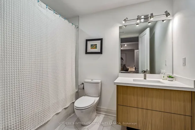 Additional image 27 of 761 Bay St Unit TH01