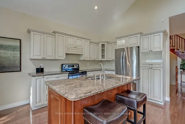 Additional image 20 of 2141 Caroline St Unit 1