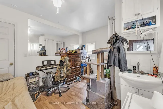 Additional image 9 of 1367 Cannon St