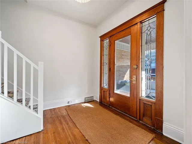 Additional image 3 of 124 Eastbourne Ave