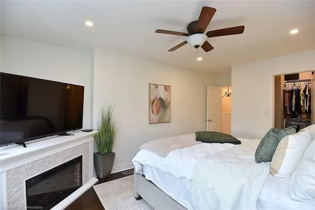 Additional image 25 of 310 Fall Fair Way Unit 27