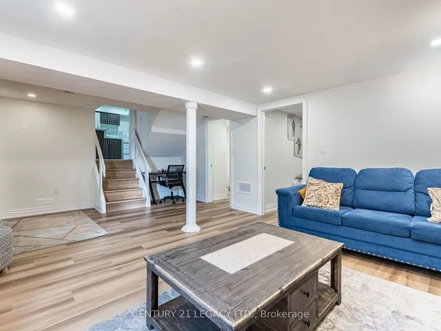 Additional image 34 of 392 Wilson Dr