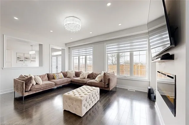 Additional image 11 of 4 Brigham Ave