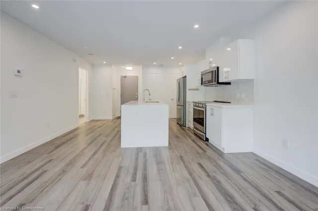 Additional image 12 of 455 Charlton Ave Unit 510