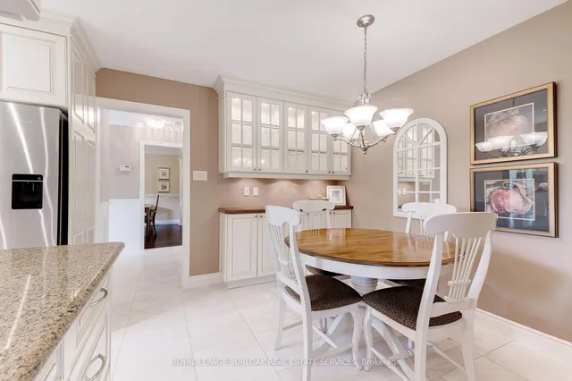 Additional image 18 of 306 Oakwood Crt