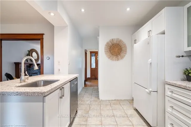 Additional image 11 of 56 Newton Ave