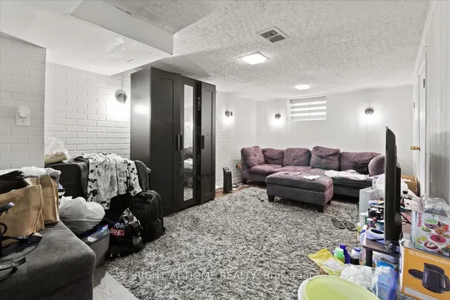 Additional image 22 of 109 Terrace Dr