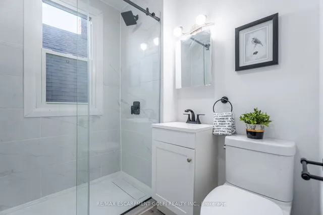 Additional image 25 of 27 HARVEY St