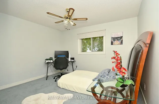 Additional image 19 of 15 Creanona Blvd