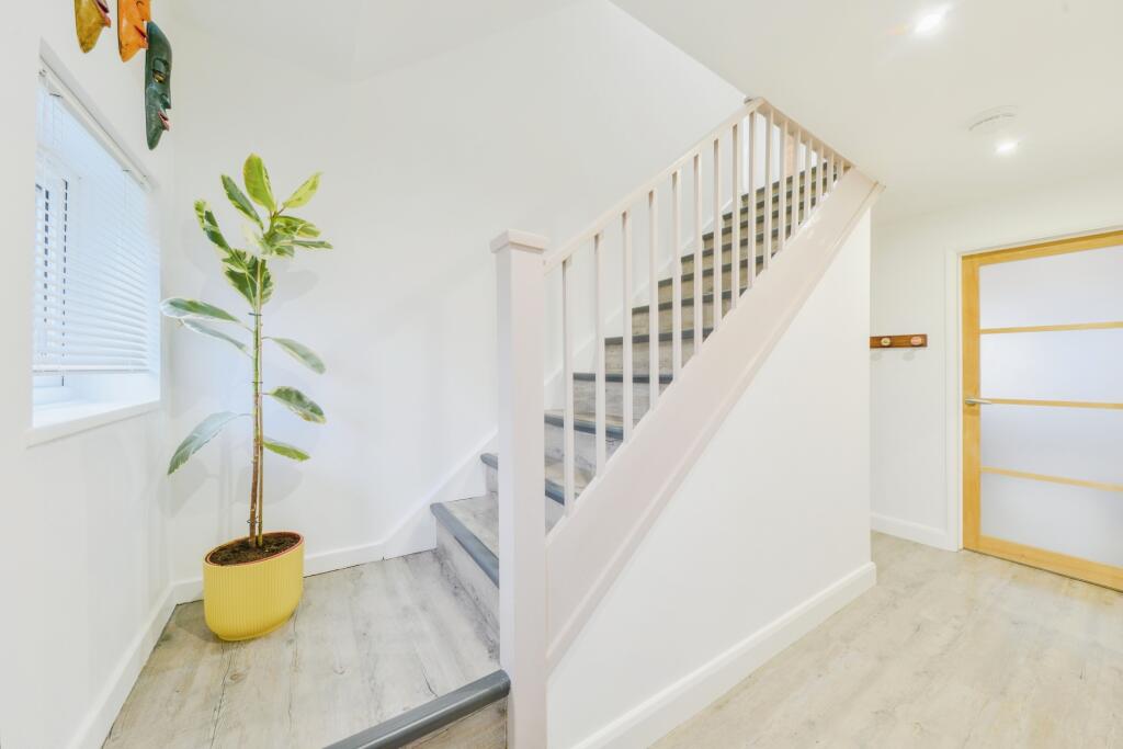 Additional image 12 of Mayfield, Welwyn Garden City, AL8