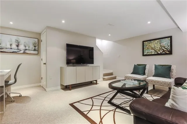 Additional image 8 of 1275 MAPLE CROSSING Blvd Unit 14