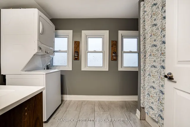 Additional image 32 of 157 East 19th St