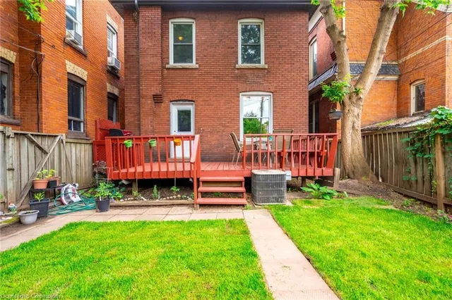 Additional image 35 of 26 Ontario Ave