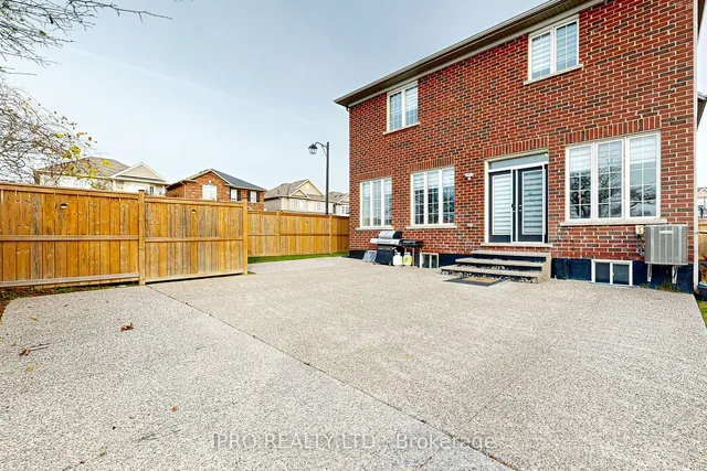 Additional image 40 of 4 Brigham Ave