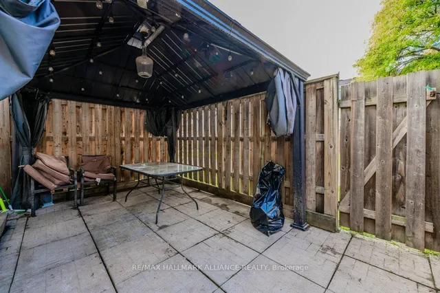 Additional image 29 of 2228 Upper Middle Rd Unit 3