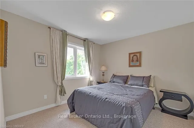 Additional image 27 of 93 SOUTHSHORE CRESCENT