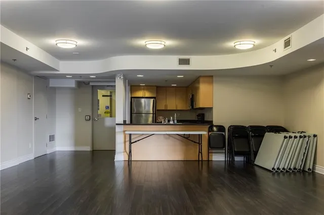 Additional image 28 of 3070 ROTARY Way Unit 122