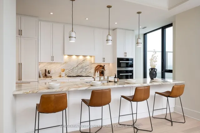 Additional image 6 of 1 Strathgowan Ave Unit LPH 804