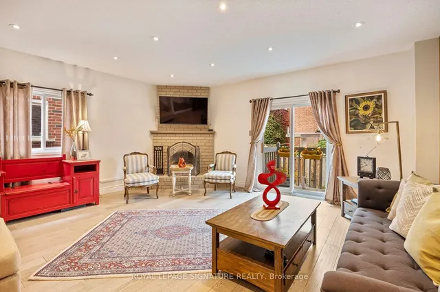 Additional image 10 of 96 Carnival Crt