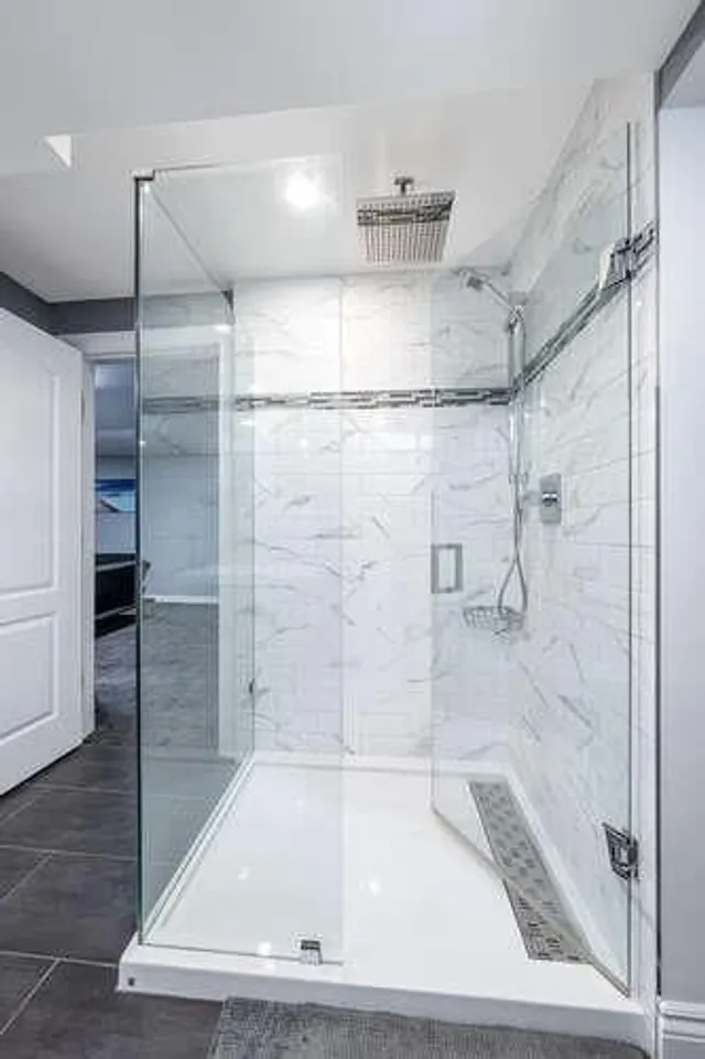 Additional image 41 of 1523 RUSHOLME Cres