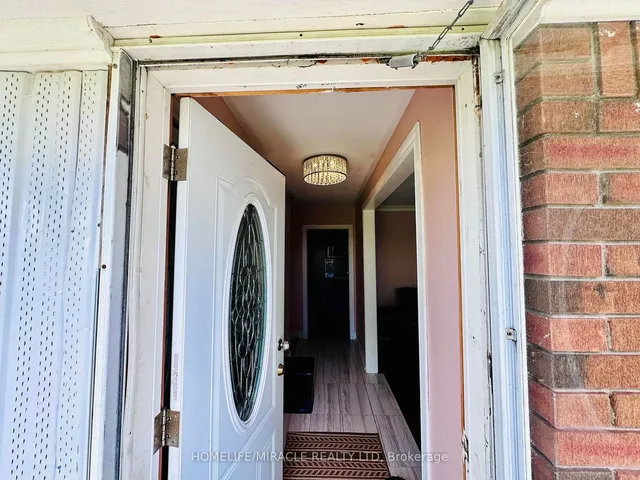 Additional image 5 of 9800 Britania Rd