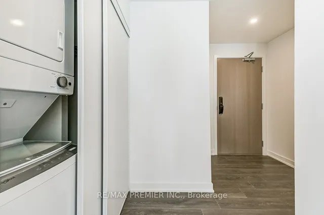 Additional image 32 of 370 Martha St Unit 2004