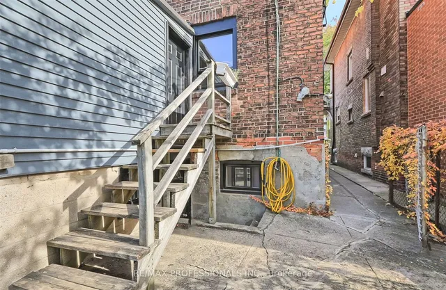 Additional image 39 of 166 Grace St