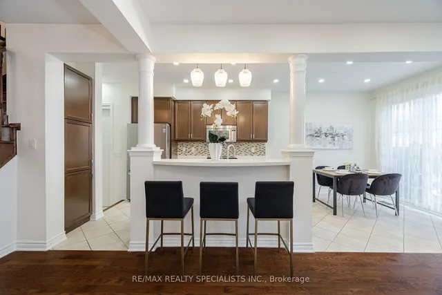 Additional image 12 of 369 Snoek Pt