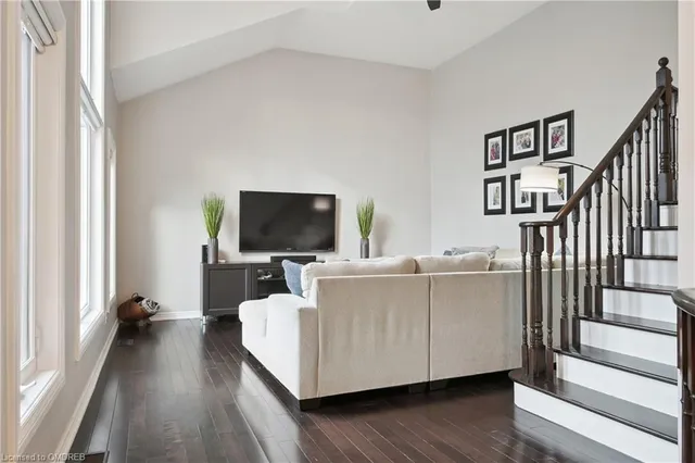 Additional image 15 of 430 Black Dr