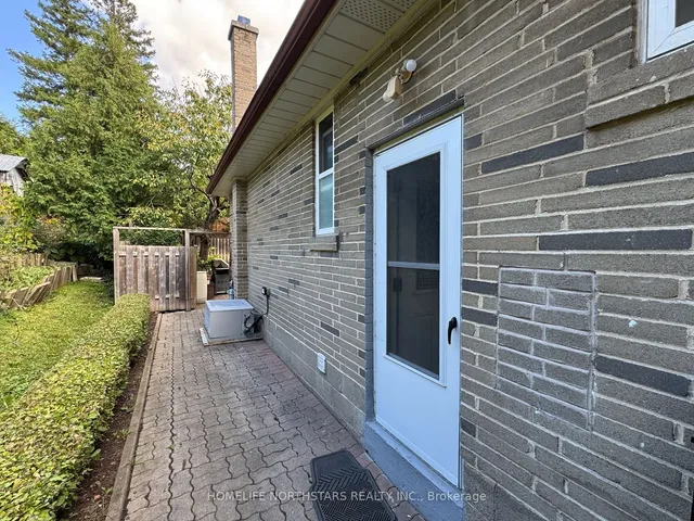 Additional image 28 of 65 Lexfield Ave