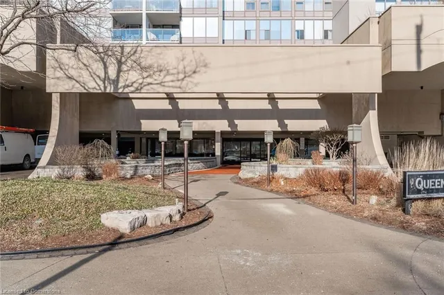 Additional image 6 of 75 Queen St Unit 1501