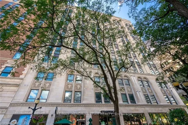 Additional image 3 of 112 KING St Unit LPH10