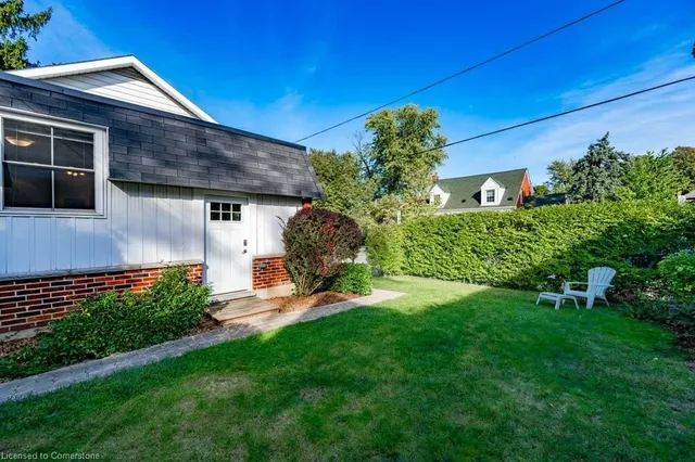 Additional image 43 of 2 Chedoke Ave