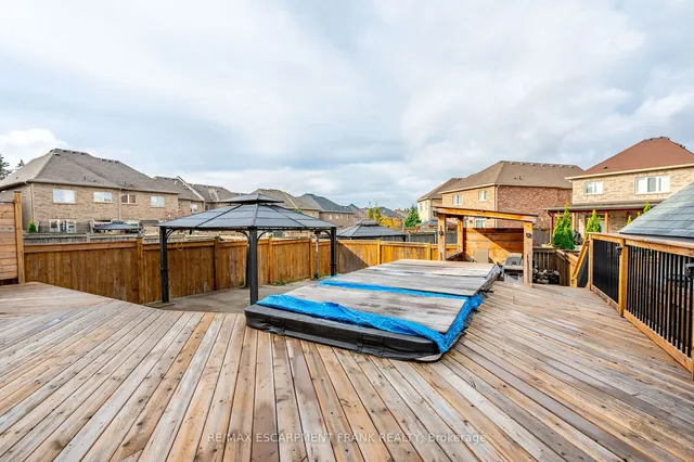 Additional image 35 of 19 HAZELTON Ave