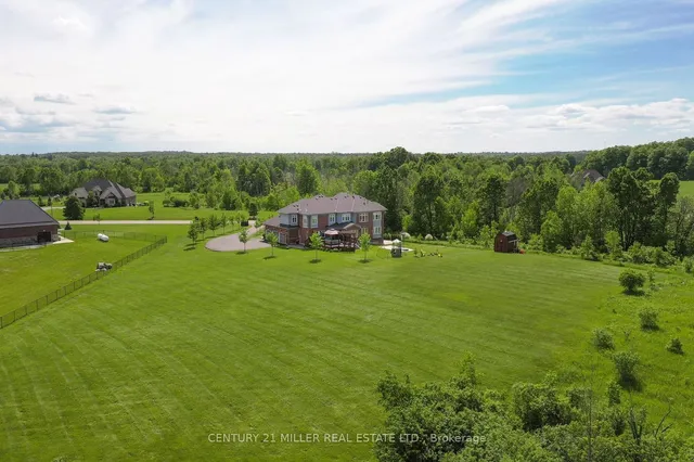 Additional image 32 of 100 Chesswood Tr