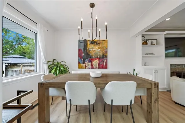 Additional image 20 of 2227 DEYNCOURT Dr