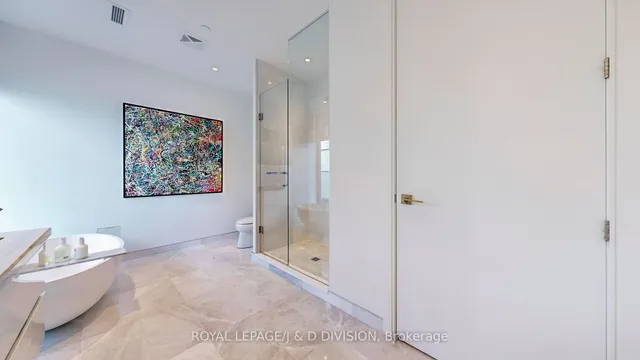 Additional image 19 of 50 Charles St Unit 5502