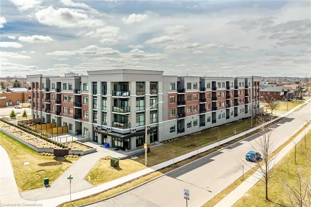 Additional image 6 of 1 Redfern Ave Unit 403