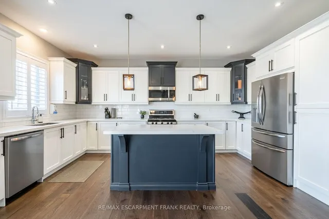 Additional image 7 of 8 CESAR Pl