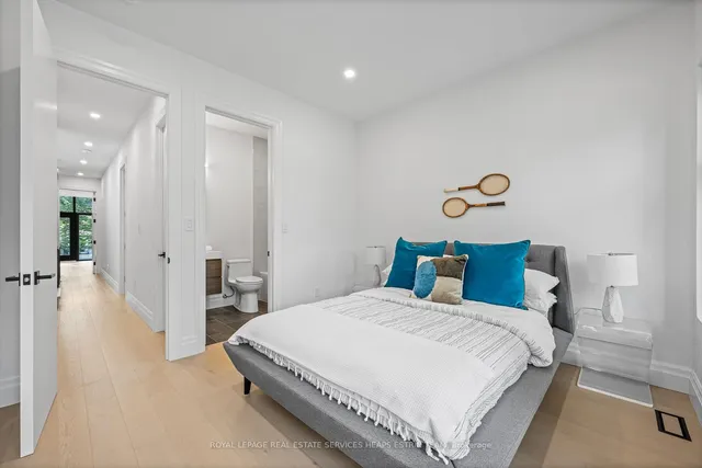 Additional image 21 of 112 Givins St