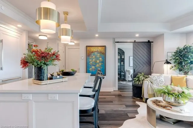 Additional image 15 of 2060 Lakeshore Rd Unit 1201