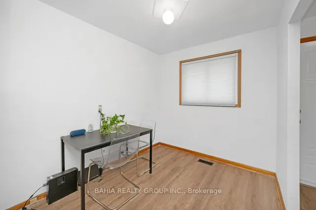 Additional image 13 of 51 Robroy Ave