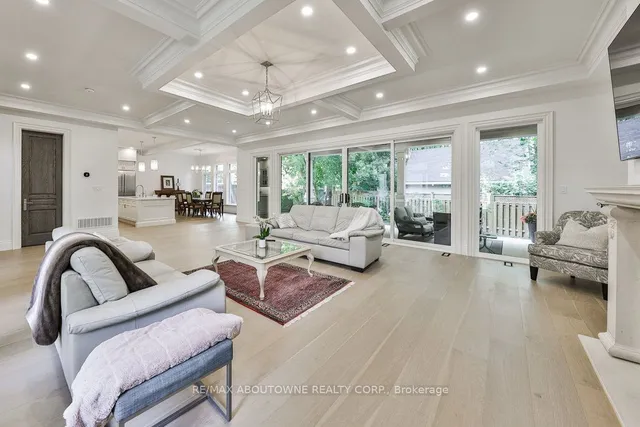 Additional image 6 of 2409 Lakeshore Rd