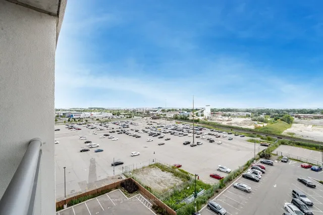 Additional image 29 of 716 Main St Unit 907