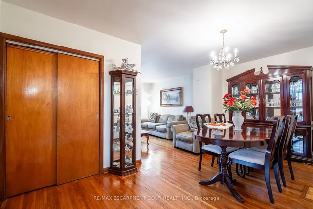 Additional image 10 of 261 Jackson St