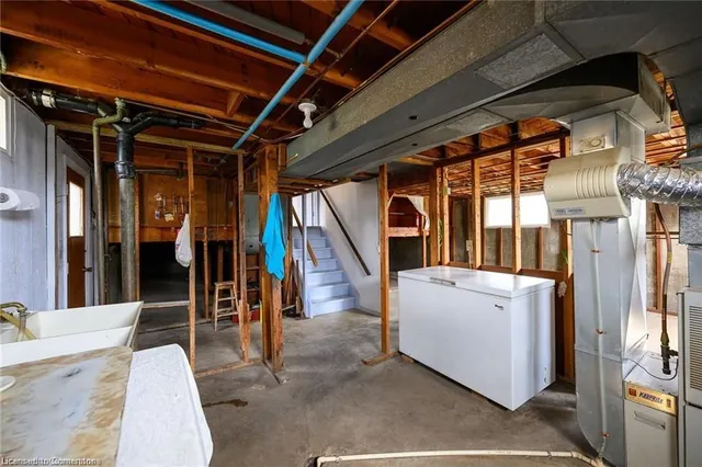 Additional image 28 of 48 Crawford Dr