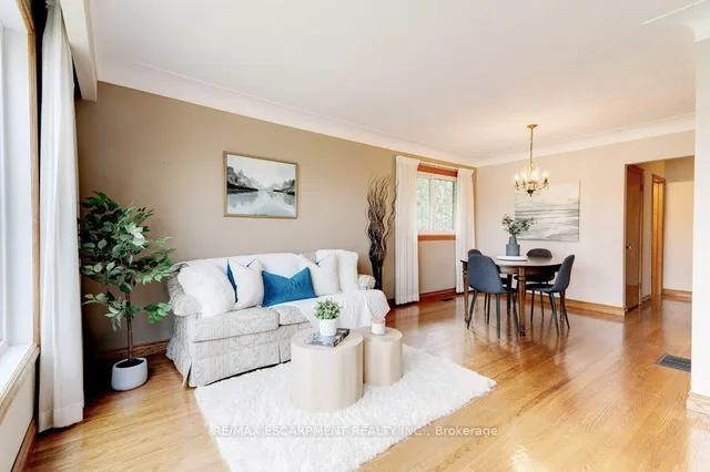 Additional image 6 of 146 West 3rd St