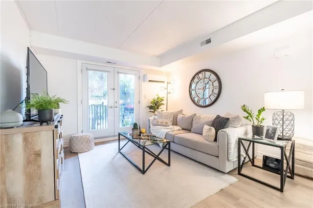 Additional image 5 of 2010 Cleaver Ave Unit 109